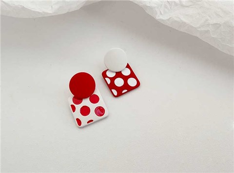 飾品生產(chǎn)商幾何皮質(zhì)紅白圓點(diǎn)耳釘