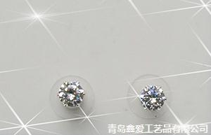 時(shí)尚鋯石耳環(huán)