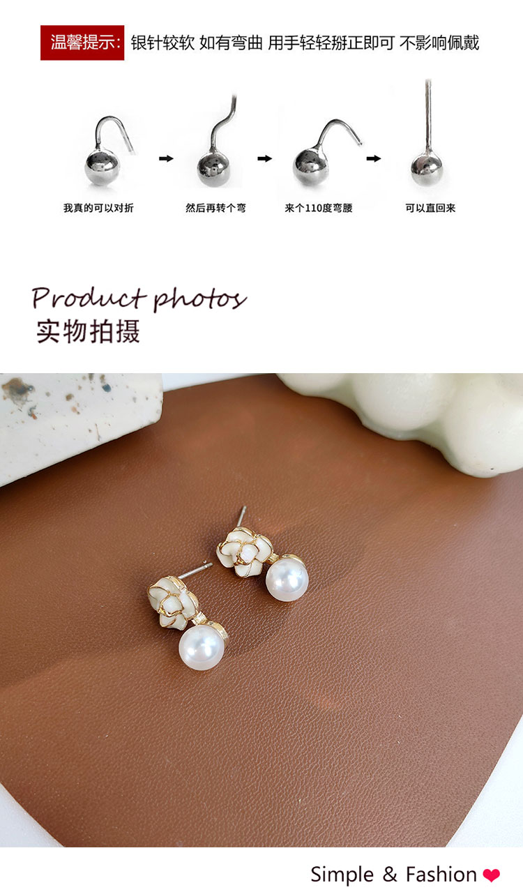 復(fù)古溫柔白色滴油花朵耳釘批發(fā)